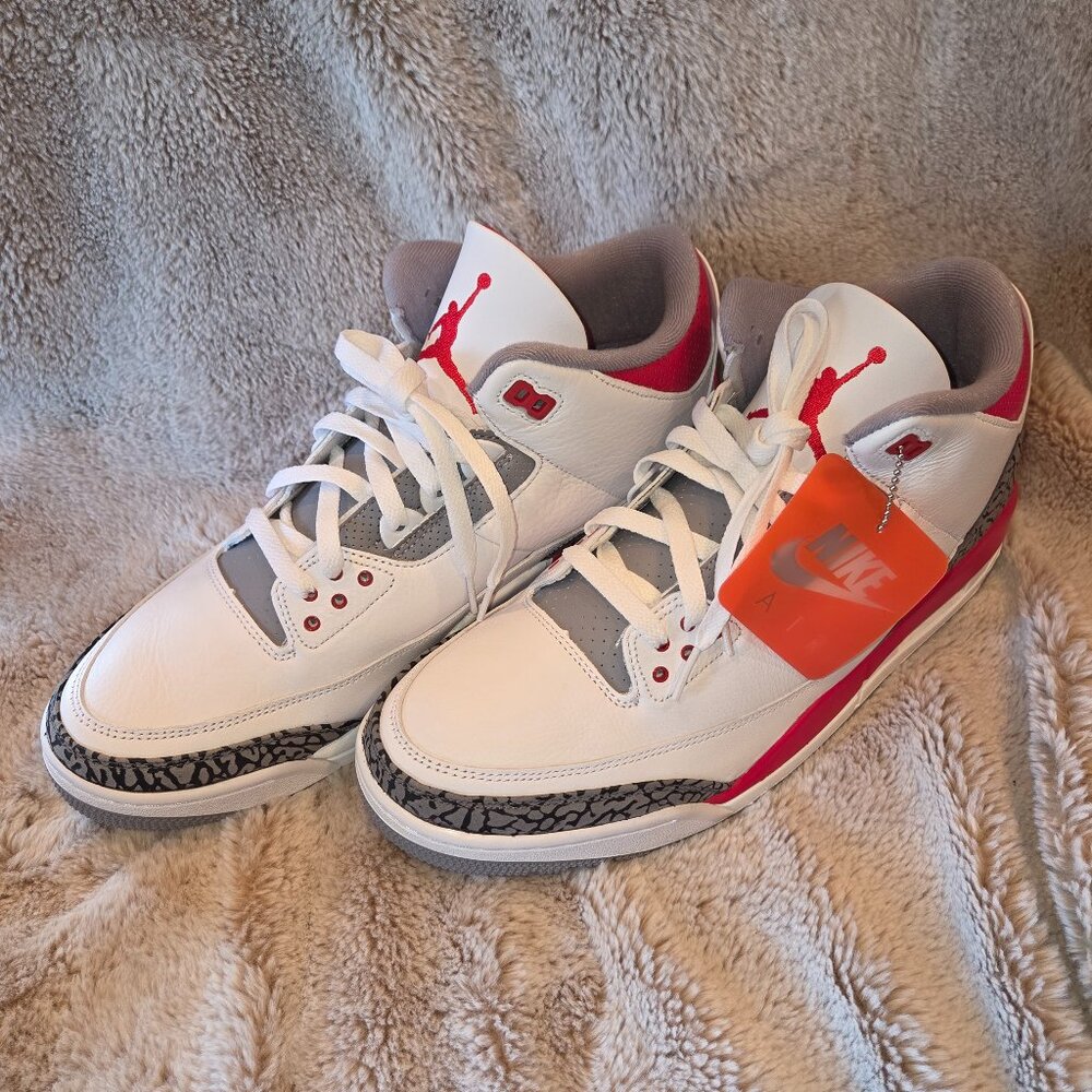 Air Jordan 3 Retro Fire Red (DN3707-160) - Men's sz 13